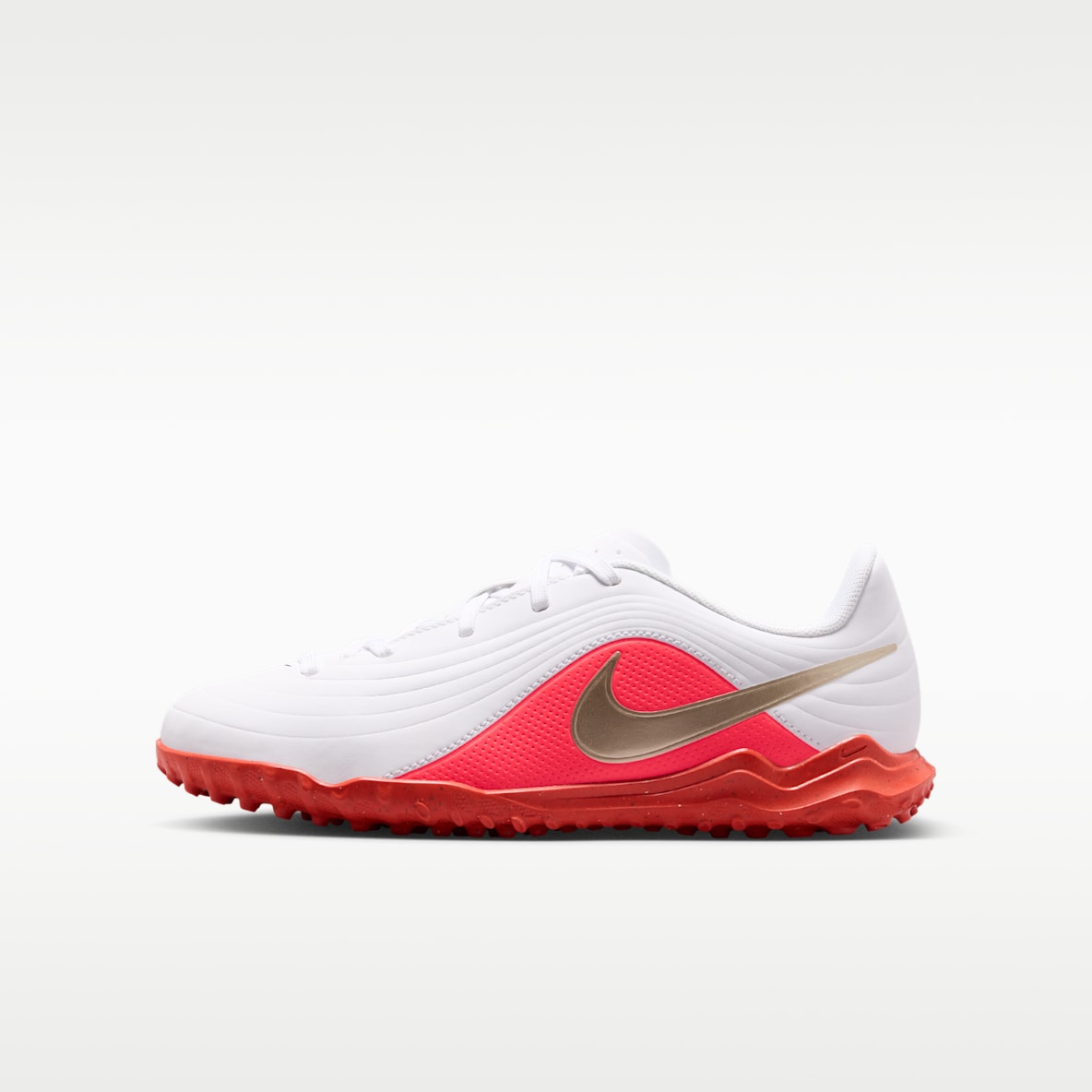 Tiempo Cleats & Shoes. Nike.com